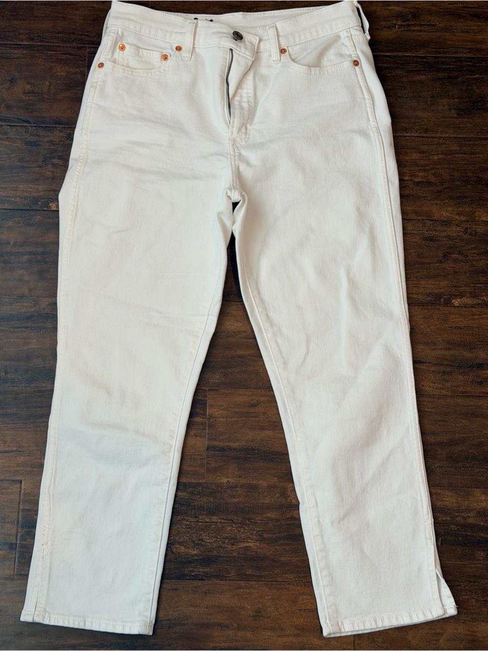 GAP Vintage Slim High Rise Jeans in White, size 28S